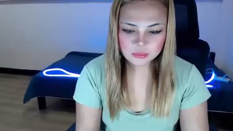 Snapshot of urgoddessophiaxxx chatting on 22, 2, 2026 Miss Sophia3 online show from 22, 2, 2026