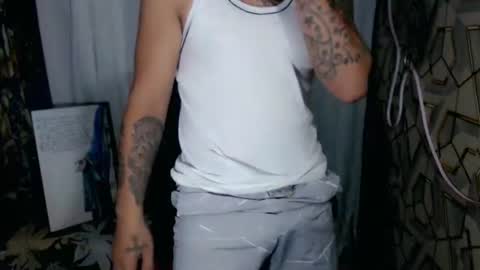Snapshot of urhot_fucker13 chatting on 3, 8, 2026 JUST CALL MY NAME jayrus online show from 3, 8, 2026