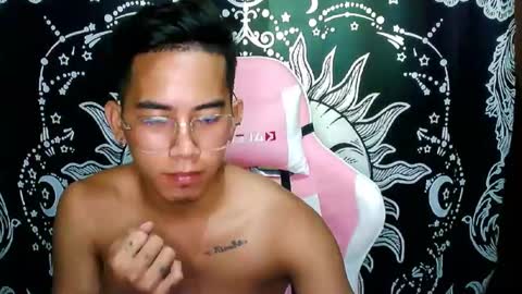 Snapshot of urhot_joshxx chatting on 12, 2, 2025 Josh online show from 12, 2, 2025