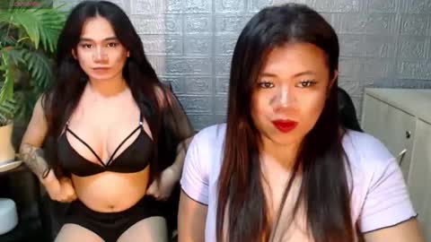 Snapshot of urhot_sanggre chatting on 3, 10, 2025 urhot_sanggre online show from 3, 10, 2025