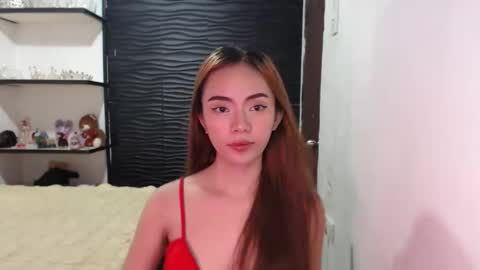 Snapshot of urhotfucking_angel chatting on 1, 10, 2025 Angel online show from 1, 10, 2025
