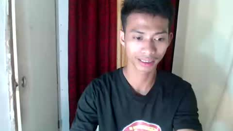 Snapshot of urhotfuckingass chatting on 8, 1, 2025 richard online show from 8, 1, 2025