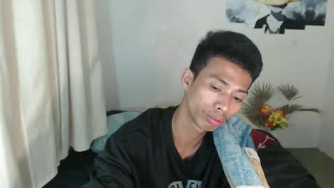Snapshot of urhotfuckingass chatting on 10, 1, 2025 richard online show from 10, 1, 2025