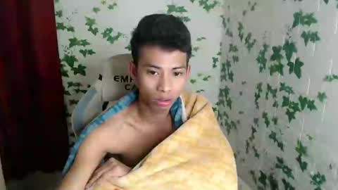 Snapshot of urhotfuckingass chatting on 16, 1, 2025 richard online show from 16, 1, 2025