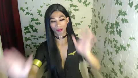Snapshot of urhotfuckingass chatting on 21, 1, 2025 richard online show from 21, 1, 2025