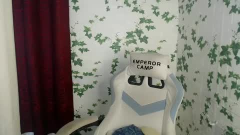Snapshot of urhotfuckingass chatting on 30, 1, 2025 richard online show from 30, 1, 2025