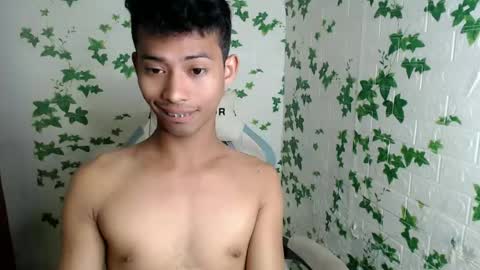Snapshot of urhotfuckingass chatting on 5, 2, 2025 richard online show from 5, 2, 2025
