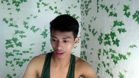 Snapshot of urhotfuckingass chatting on 28, 2, 2025 richard online show from 28, 2, 2025