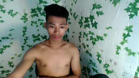 Snapshot of urhotfuckingass chatting on 11, 3, 2025 richard online show from 11, 3, 2025