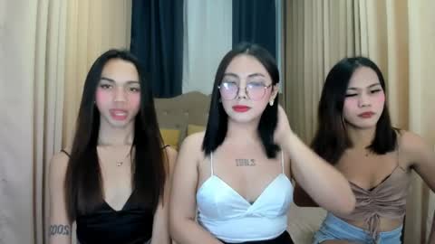 urhotgirl_sexyariela online show from 6, 5, 2026