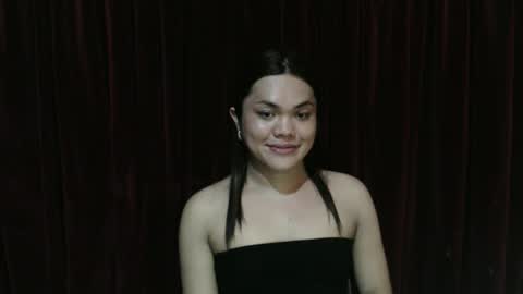 Snapshot of urhottie_bella chatting on 17, 5, 2026 urhottie_bella online show from 17, 5, 2026