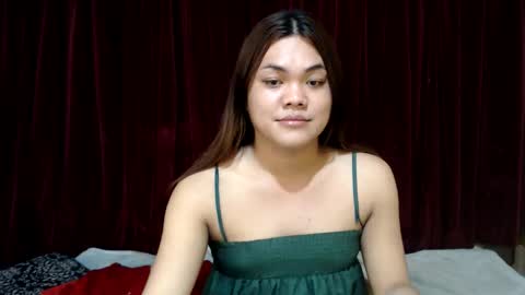 Snapshot of urhottie_bella chatting on 31, 5, 2026 urhottie_bella online show from 31, 5, 2026