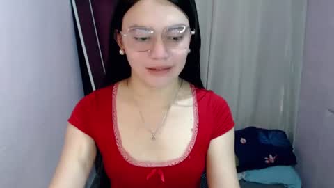 Snapshot of urhottiest_katey chatting on 4, 7, 2026 Katey online show from 4, 7, 2026