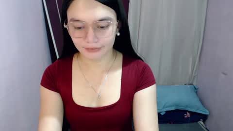 Snapshot of urhottiest_katey chatting on 19, 7, 2026 Katey online show from 19, 7, 2026