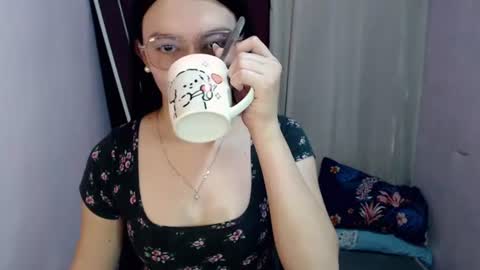 Snapshot of urhottiest_katey chatting on 20, 7, 2026 Katey online show from 20, 7, 2026