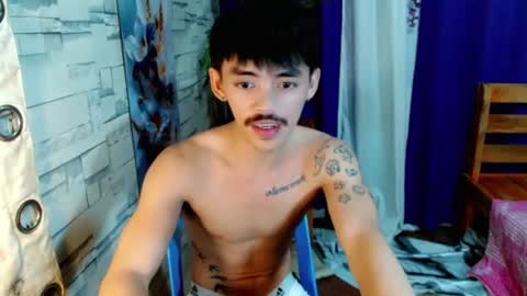 Snapshot of urhunky_boy chatting on 9, 7, 2026 urhunky_boy online show from 9, 7, 2026