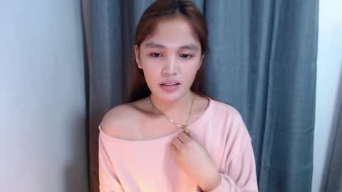 Snapshot of urkatiecookie chatting on 5, 12, 2024 Amira online show from 5, 12, 2024