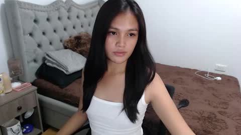 Snapshot of urkatiecookie chatting on 5, 3, 2025 Amira online show from 5, 3, 2025