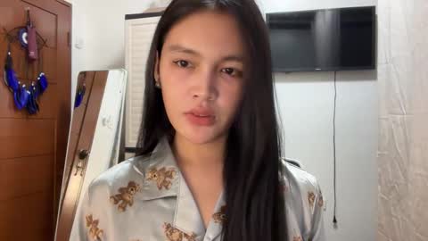 Snapshot of urkatiecookie chatting on 9, 10, 2025 Amira online show from 9, 10, 2025