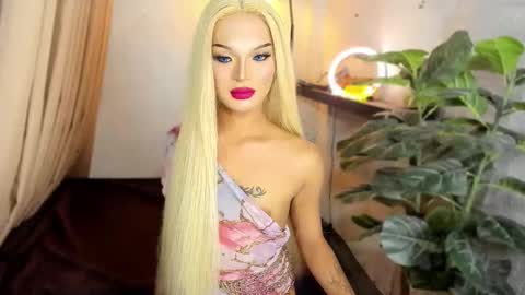 Snapshot of urladyprincessmassivecock chatting on 7, 10, 2025 jhaii online show from 7, 10, 2025