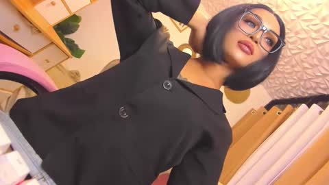 Snapshot of urladyprincessmassivecock chatting on 26, 11, 2025 jhaii online show from 26, 11, 2025