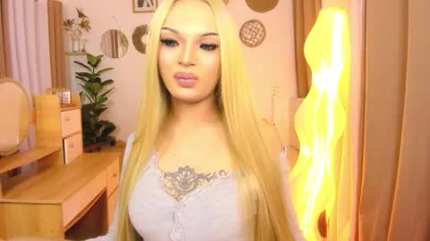 Snapshot of urladyprincessmassivecock chatting on 14, 1, 2026 jhaii online show from 14, 1, 2026