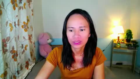 urlovely_che online show from 21, 10, 2025