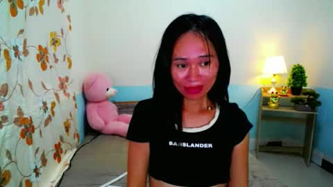 urlovely_che online show from 22, 10, 2025