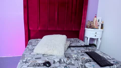 Snapshot of urlovex chatting on 10, 3, 2025 Love online show from 10, 3, 2025