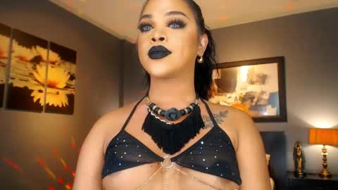 Snapshot of urmajestytyra chatting on 28, 4, 2026 UrMajestyTyra online show from 28, 4, 2026