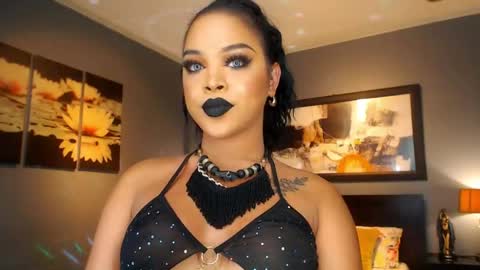 Snapshot of urmajestytyra chatting on 1, 5, 2026 UrMajestyTyra online show from 1, 5, 2026