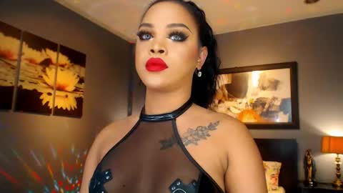 Snapshot of urmajestytyra chatting on 4, 5, 2026 UrMajestyTyra online show from 4, 5, 2026