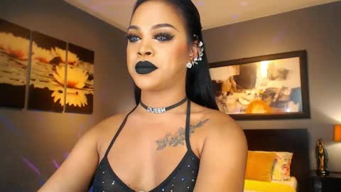 Snapshot of urmajestytyra chatting on 7, 5, 2026 UrMajestyTyra online show from 7, 5, 2026