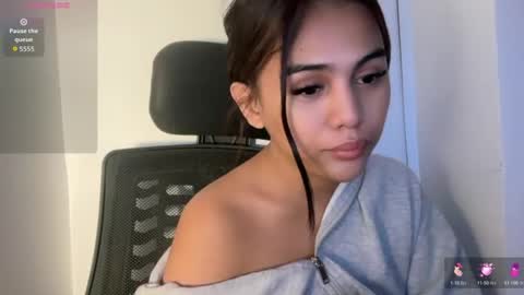 urmystical_sofie online show from 19, 5, 2026
