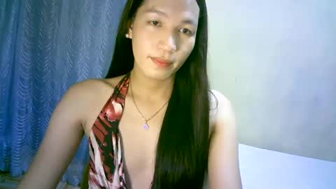 Snapshot of urpinaylovelyjuliaxxx chatting on 6, 12, 2024 queen julia not into CHEAPGUY online show from 6, 12, 2024