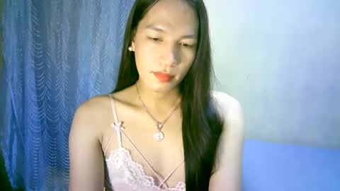 Snapshot of urpinaylovelyjuliaxxx chatting on 15, 12, 2024 queen julia not into CHEAPGUY online show from 15, 12, 2024