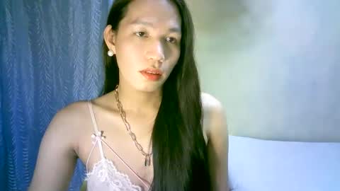Snapshot of urpinaylovelyjuliaxxx chatting on 7, 1, 2025 queen julia not into CHEAPGUY online show from 7, 1, 2025