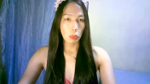 Snapshot of urpinaylovelyjuliaxxx chatting on 2, 2, 2025 queen julia not into CHEAPGUY online show from 2, 2, 2025