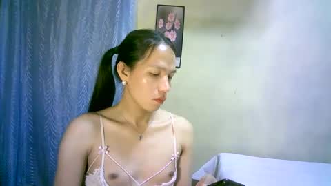 Snapshot of urpinaylovelyjuliaxxx chatting on 6, 2, 2025 queen julia not into CHEAPGUY online show from 6, 2, 2025