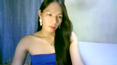 Snapshot of urpinaylovelyjuliaxxx chatting on 19, 2, 2025 queen julia not into CHEAPGUY online show from 19, 2, 2025