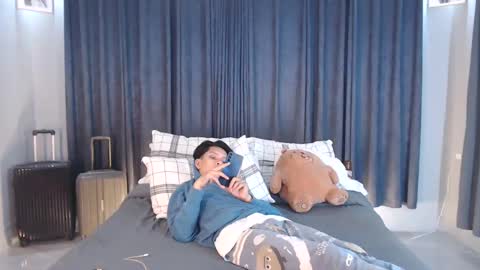 Mel online show from 13, 2, 2025