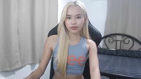 Snapshot of urprettyshantalxxx chatting on 27, 2, 2026 Shantal online show from 27, 2, 2026