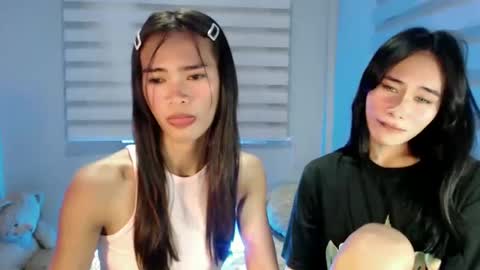 ursandra_xx online show from 28, 1, 2025