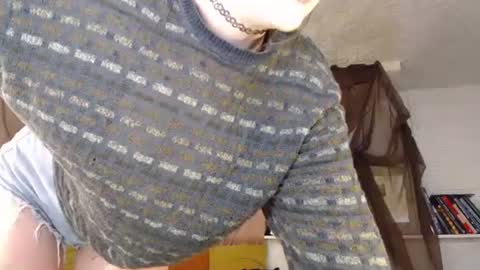 Snapshot of ursecretaddiction chatting on 5, 3, 2026 Maxi Mills . My Orgasm is in your hands Private is Open online show from 5, 3, 2026