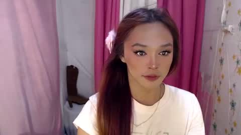 Snapshot of ursexy_debra chatting on 19, 9, 2025 TYRA online show from 19, 9, 2025
