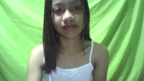 Snapshot of ursexydoll18 chatting on 20, 1, 2025 Darlyn room online show from 20, 1, 2025