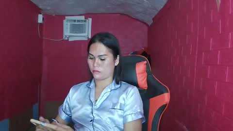 chiks online show from 2, 5, 2026
