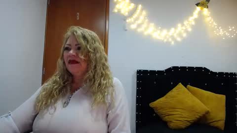 Snapshot of ursulawhite69 chatting on 7, 12, 2024 Eveling Blanco online show from 7, 12, 2024