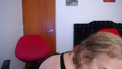 Snapshot of ursulawhite69 chatting on 23, 2, 2025 Eveling Blanco online show from 23, 2, 2025