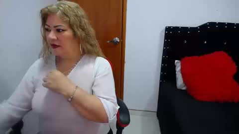 Snapshot of ursulawhite69 chatting on 24, 9, 2025 Eveling Blanco online show from 24, 9, 2025